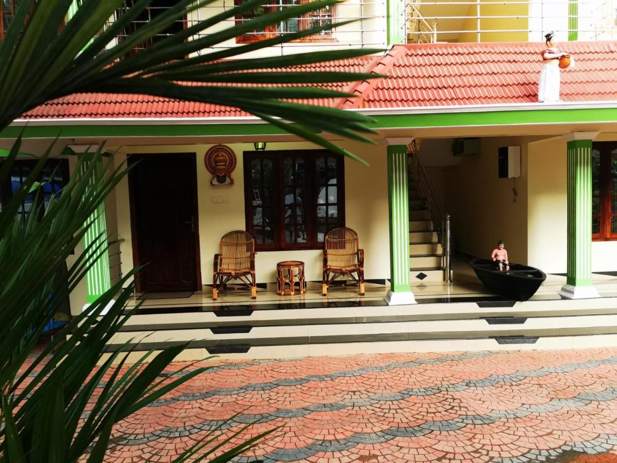 J2 Home Stay - Luxury Homes With Caravan Services Thiruvananthapuram Exterior foto